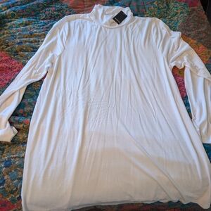 Torrid White Turtleneck Top 3x